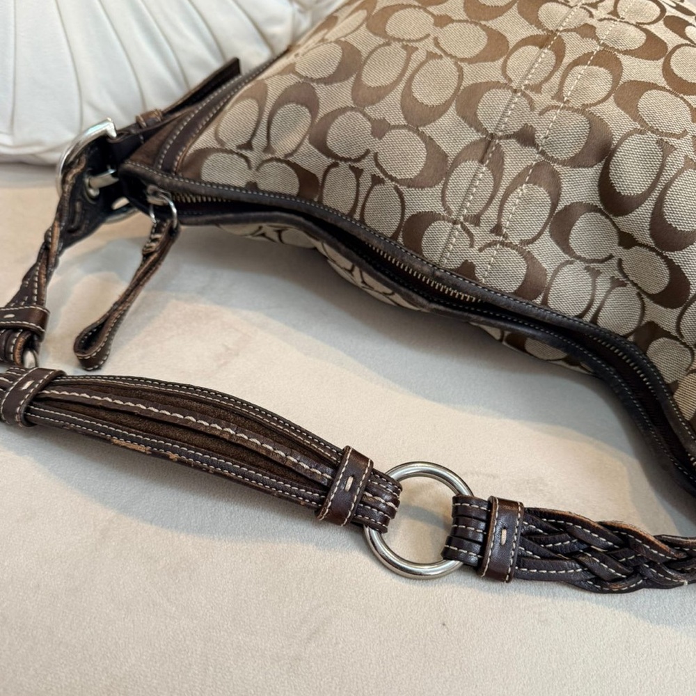 Vintage Coach Soho Y2K Brown Hobo Bag In Signature Canvas And Brown Leather Trim - Picture 4 of 8